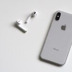 Iphoen and earbuds